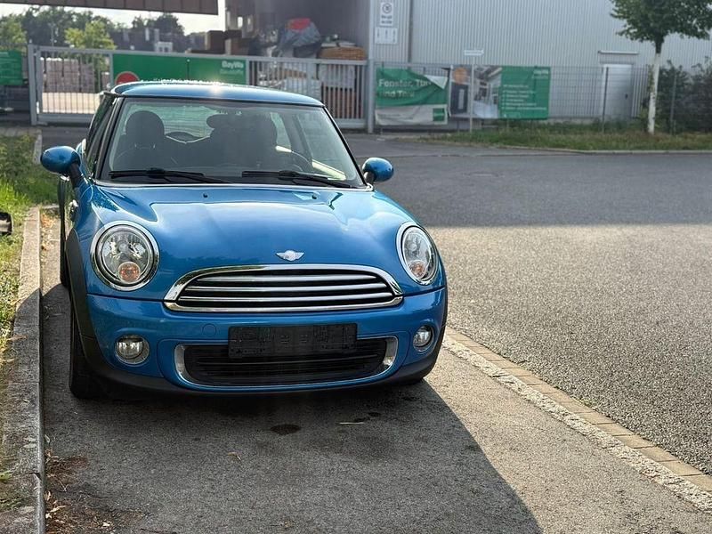 Blau Gebraucht 2011 Mini ONE Kleinwagen | 3.399 € (Fairer Preis) - Bild 1/4