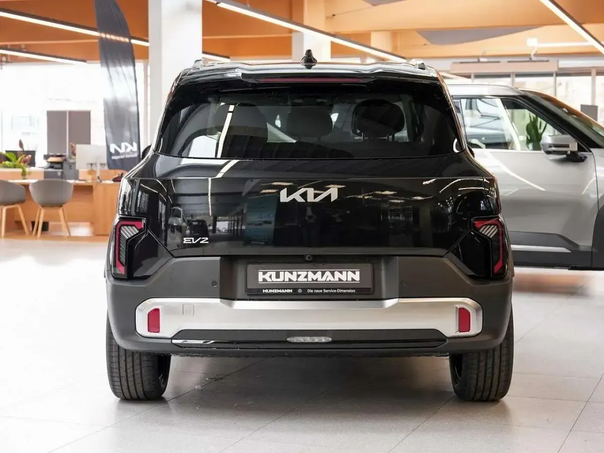 Gebraucht Kia EV2 Earth 106 kW (145 PS) 2026 Schwarz SUV