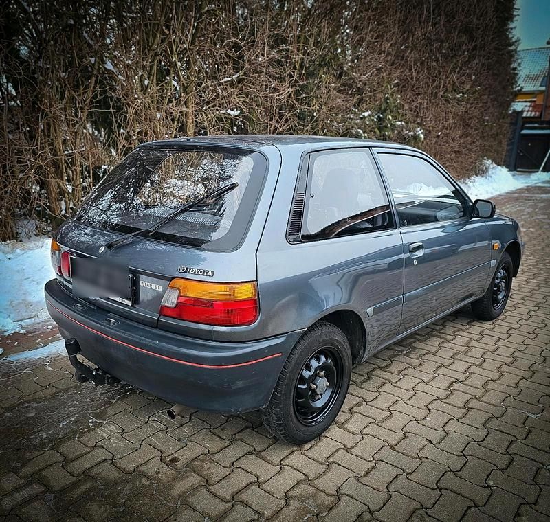 Gebraucht Toyota Starlet 75 PS (55 kW) 1991 Grau Kleinwagen
