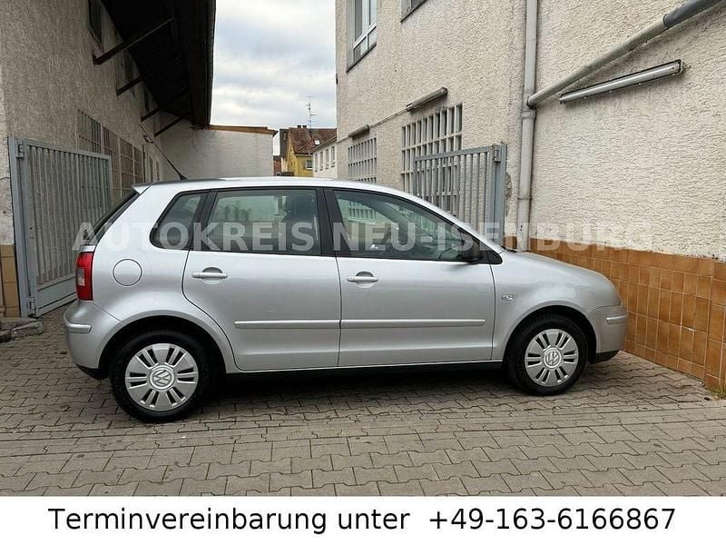 Gebraucht VW Polo Cricket 75 PS (55 kW) 2004 Silber Kleinwagen