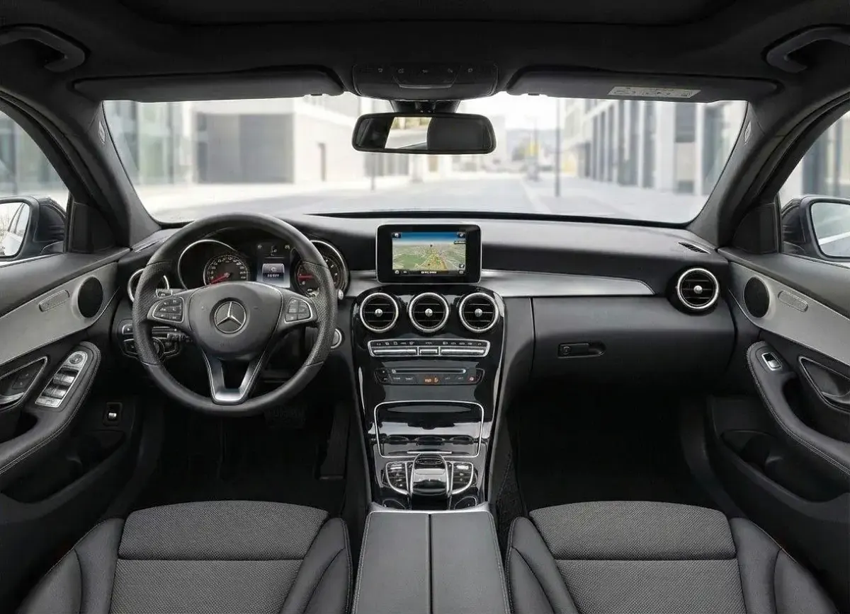 Gebraucht Mercedes C220 Avantgarde 170 PS (125 kW) 2017 Schwarz Kombi