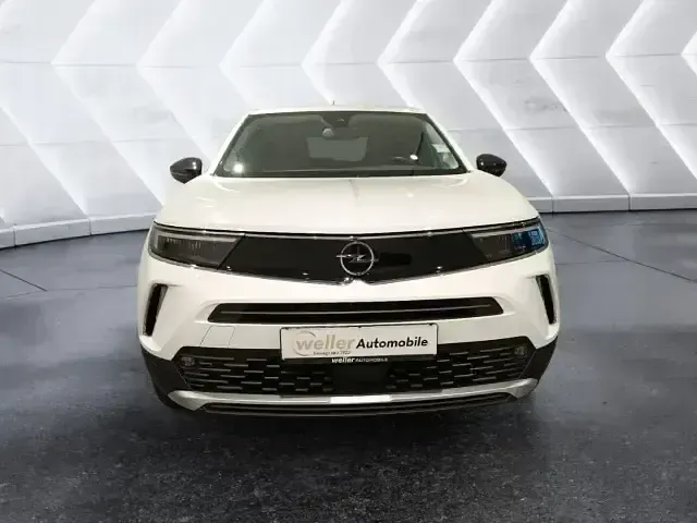 Second-hand Opel Mokka Elegance 131 CP (96 kW) 2023 Alb SUV