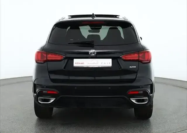 Używany MG HS Luxury 162 KM (119 kW) 2024 Czarny SUV