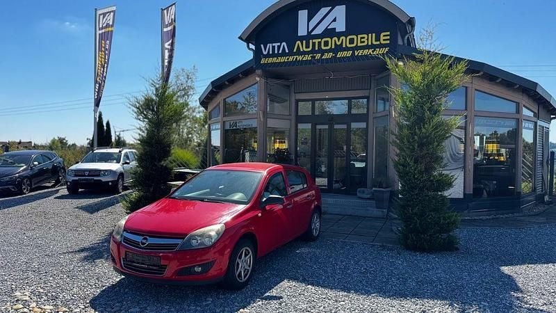 Rot Gebraucht 2009 Opel Astra Limousine | 1.000 € (Superpreis) - Bild 1/4