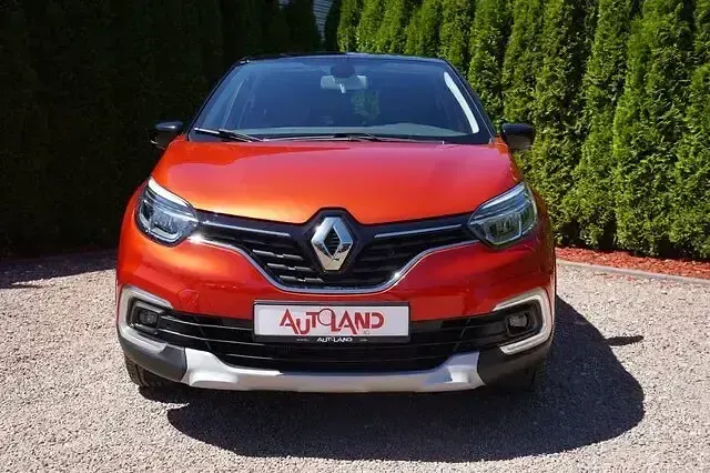 Gebraucht Renault Captur Collection 150 PS (110 kW) 2019 Dezirrot metallic SUV