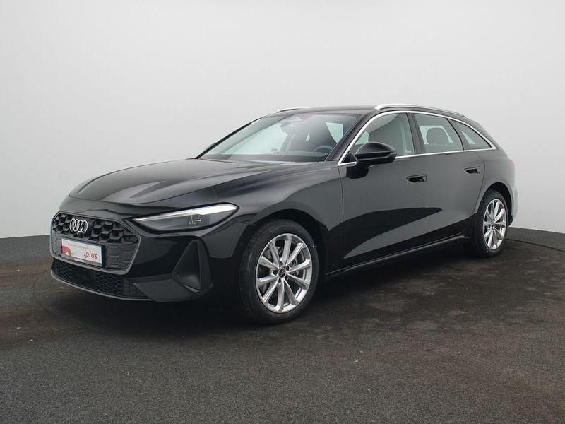 Gebraucht Audi A5 Sport 204 PS (150 kW) 2025 Mythosschwarz metallic Kombi