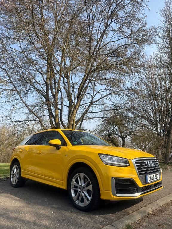 Gebraucht Audi Q2 S-Line 116 PS (85 kW) 2017 Gelb SUV