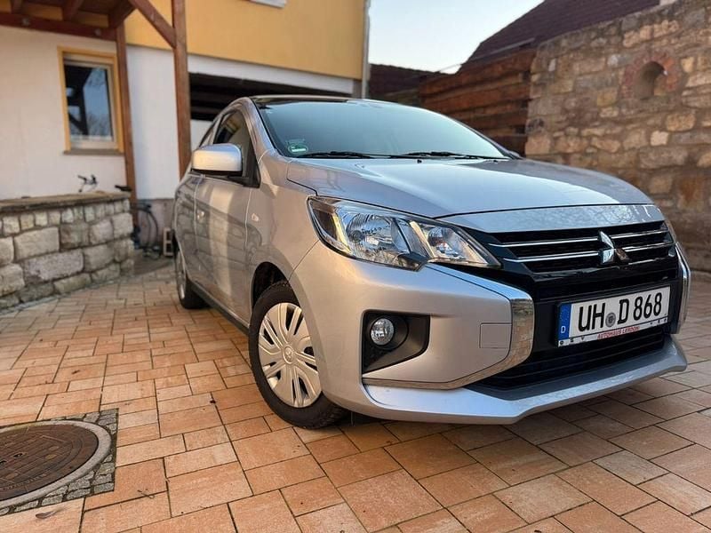 Gebraucht Mitsubishi Space Star Select+ 71 PS (52 kW) 2021 Silber Kleinwagen