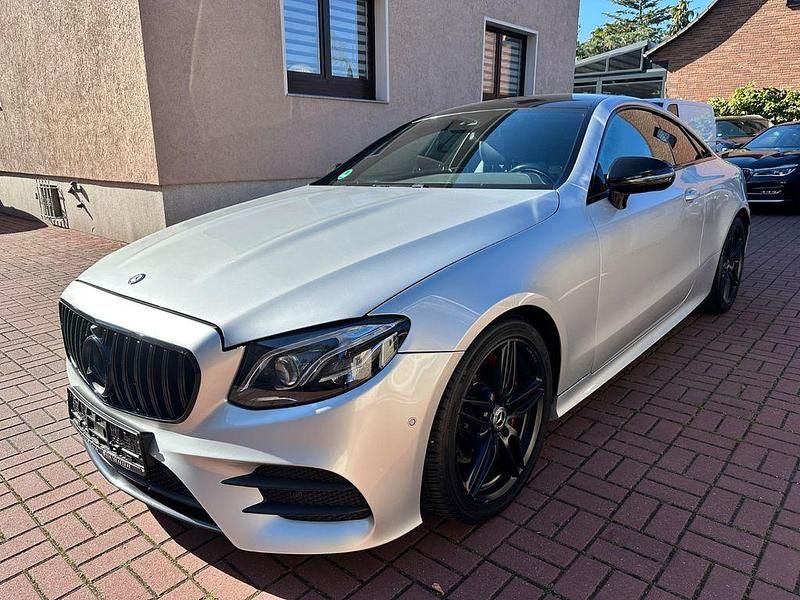 Iridiumsilber metalliclack Gebraucht 2017 Mercedes E200 AMG Coupé | 22.450 € (Superpreis) - Bild 1/4