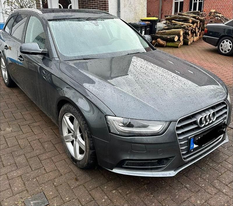 Gebraucht Audi A4 Ambition 150 PS (110 kW) 2013 Grau Kombi