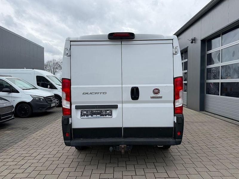 Gebraucht Fiat Ducato 131 PS (96 kW) 2019 Weiß Van