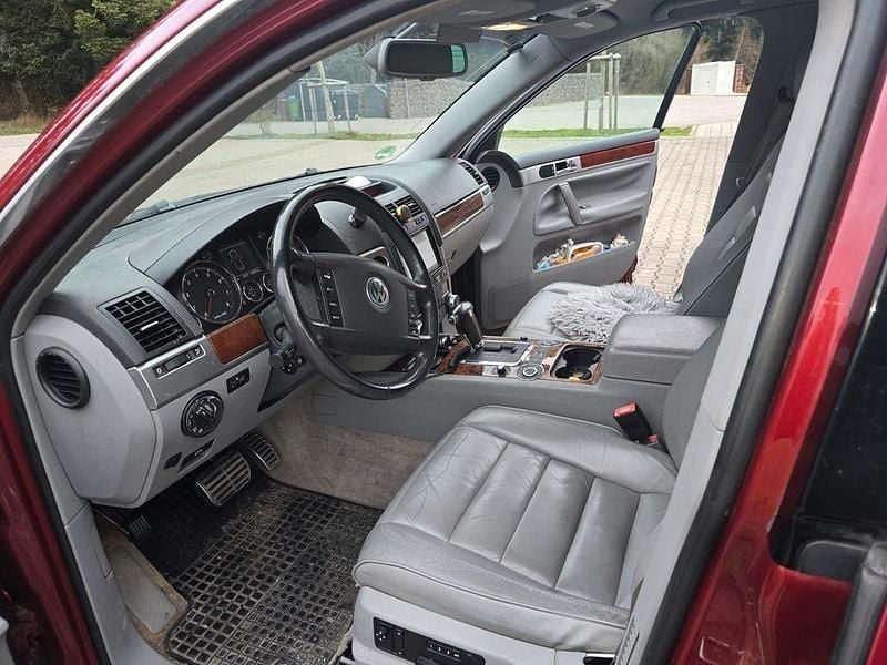 Gebraucht VW Touareg 310 PS (228 kW) 2005 Rot SUV
