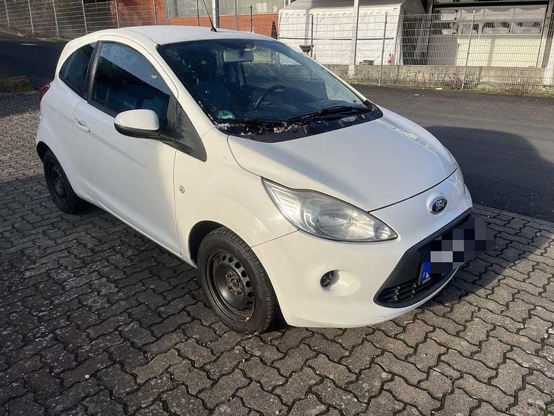 Weiß Gebraucht 2009 Ford Ka Trend Kleinwagen | 1.400 € (Superpreis) - Bild 1/4