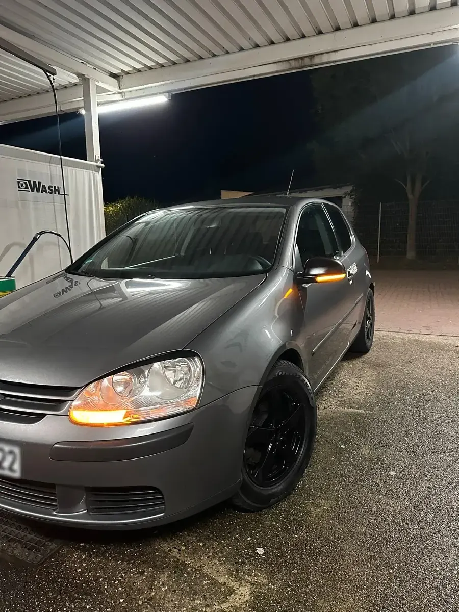 Gebraucht VW Golf IV 105 PS (77 kW) 2005 Braun Kleinwagen