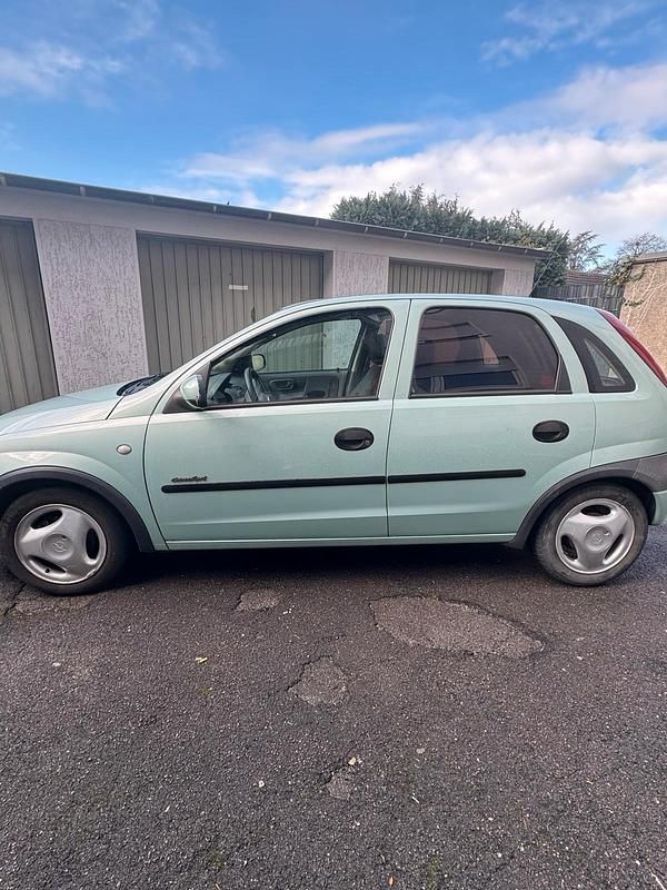 Gebraucht Opel Corsa 58 PS (42 kW) 2001 Grün Kleinwagen