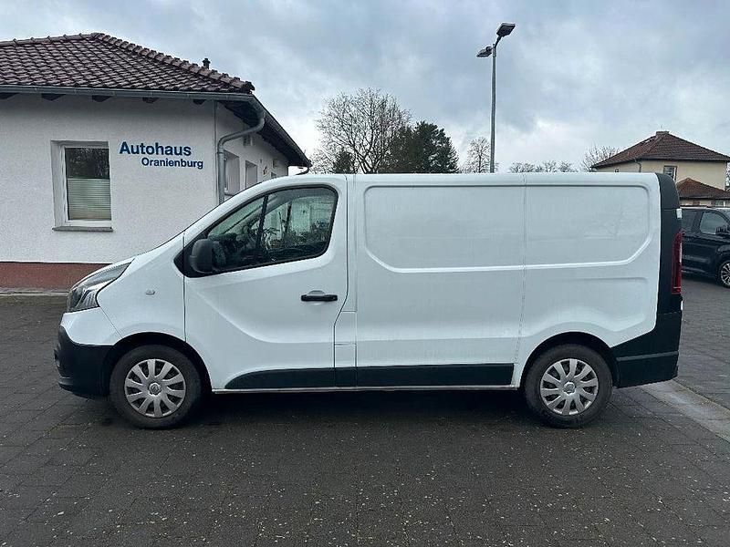 Gebraucht Renault Trafic Komfort 120 PS (88 kW) 2021 Weiß Van / Kleinbus