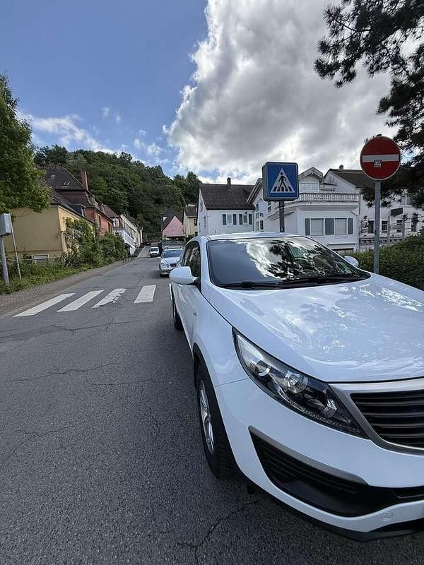 Gebraucht 2012 Kia Sportage Attract SUV | 8.999 € (Fairer Preis) - Bild 1/4