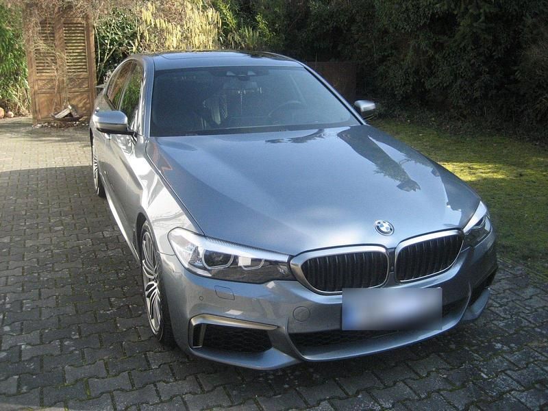 Gebraucht BMW M550 Performance 462 PS (339 kW) 2017 Grau Limousine