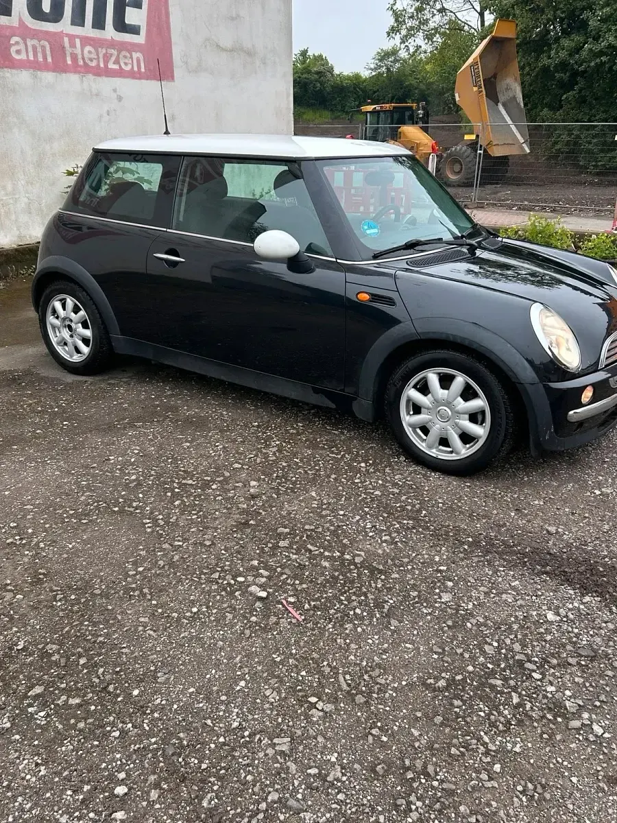 Używany Mini Cooper 2003 Czarny Hatchback