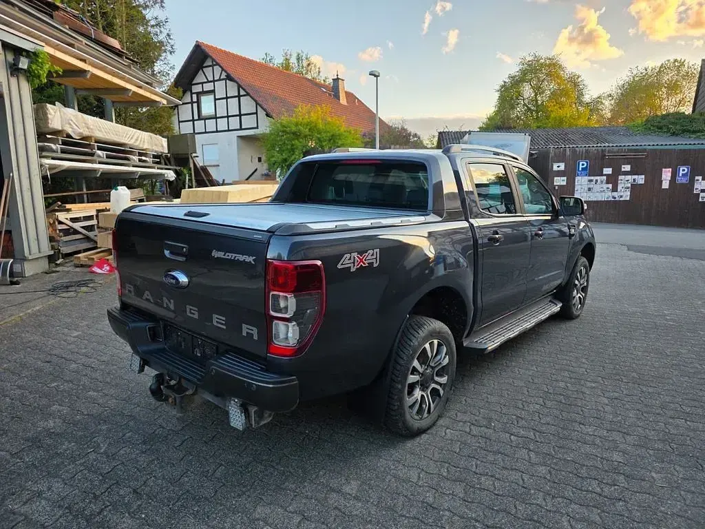 Gebraucht Ford Ranger Wildtrack 200 PS (147 kW) 2016 Grau Pickup