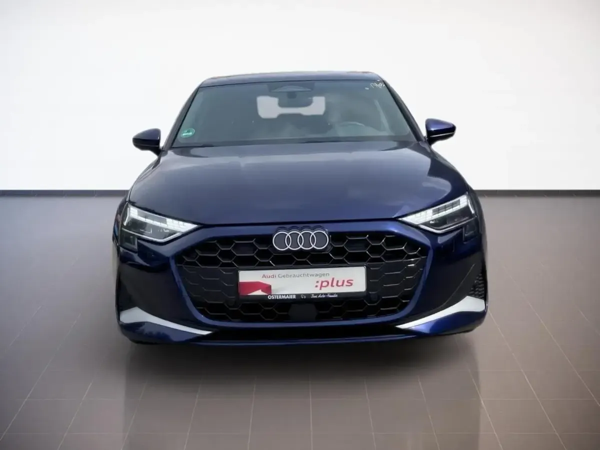 Gebraucht Audi A3 Advanced 204 PS (150 kW) 2025 Navarrablau Limousine