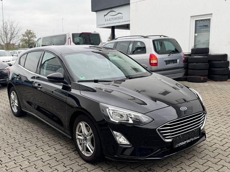 Gebraucht Ford Focus 125 PS (91 kW) 2022 Schwarz Limousine