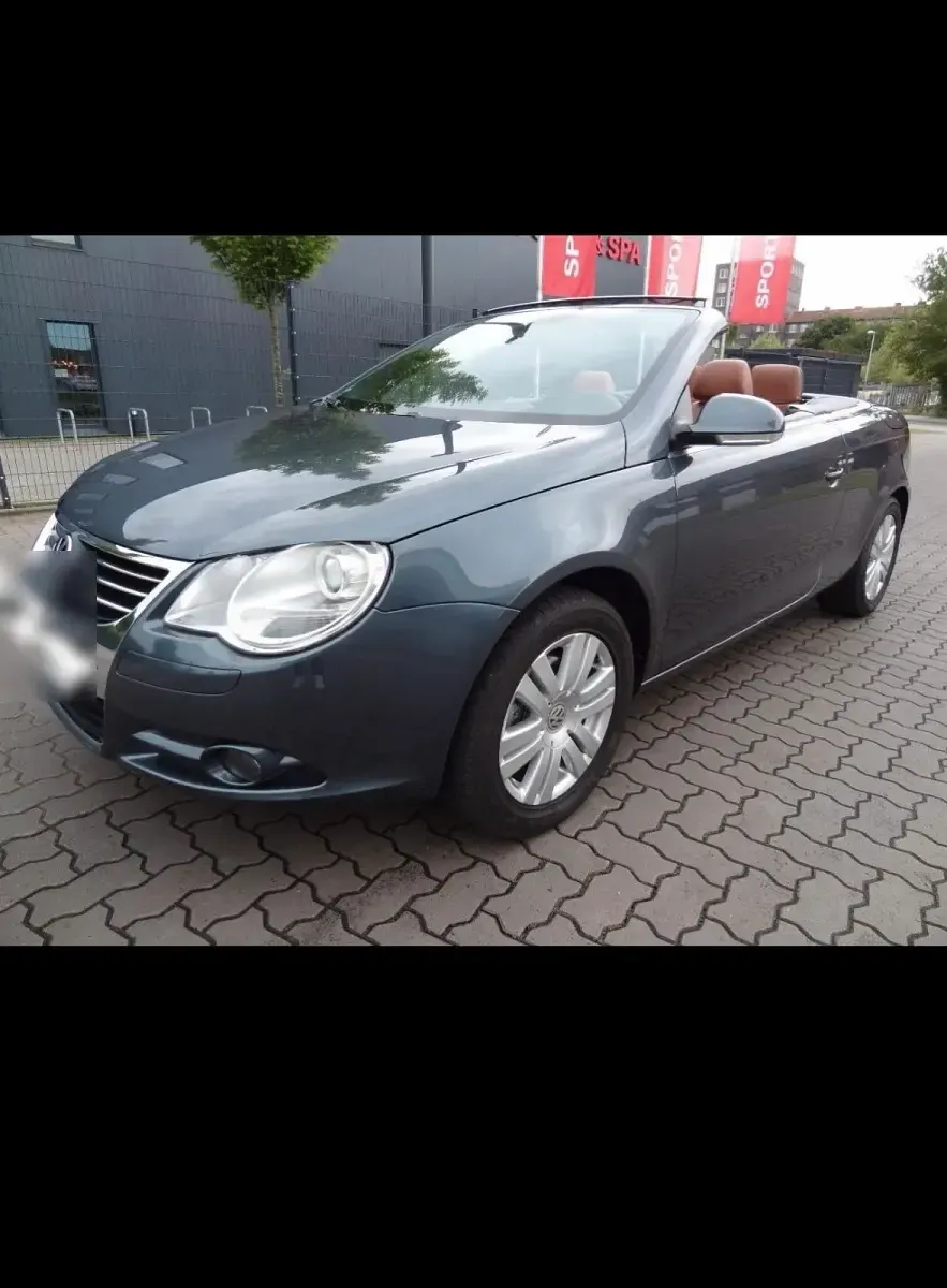 Używany VW Eos 122 KM (89 kW) 2008 Szary Kabriolet