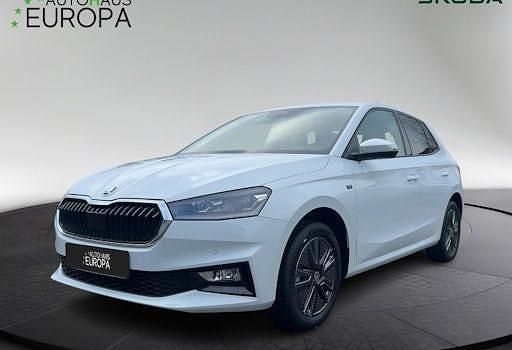 Neu Skoda Fabia Tour 116 PS (85 kW) 2025 Weiß Limousine