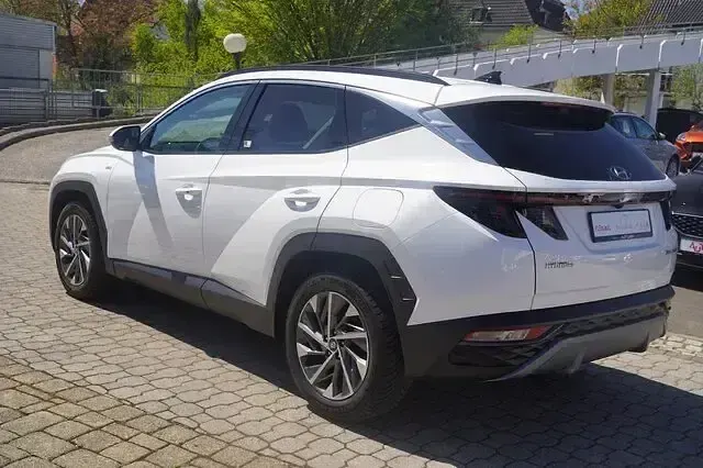 Gebraucht Hyundai Tucson Trend 179 PS (131 kW) 2022 Weiß SUV