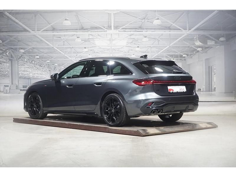 Używany Audi A5 S-Line 204 KM (150 kW) 2025 Szary Coupe