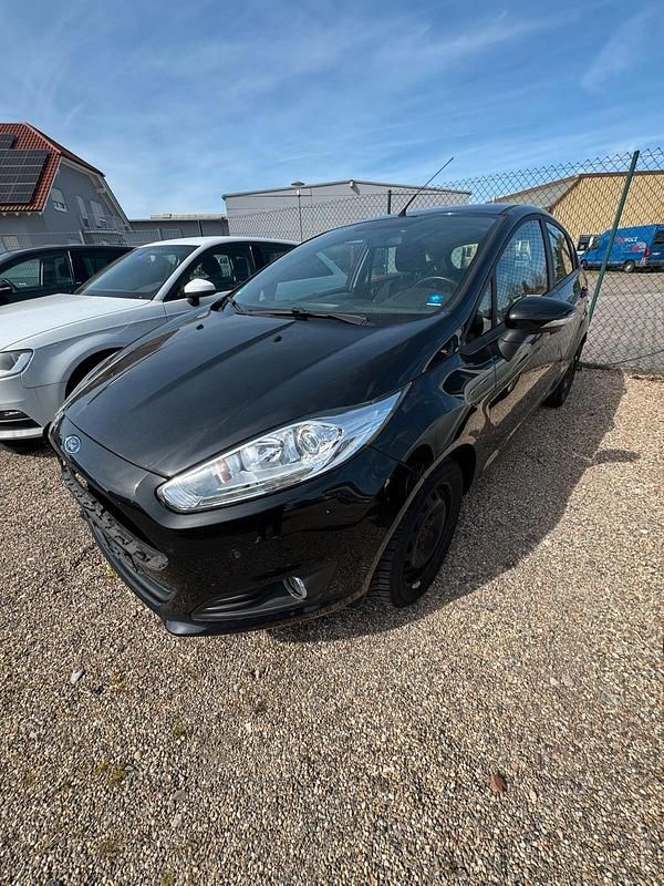Gebraucht Ford Fiesta 80 PS (58 kW) 2016 Kleinwagen