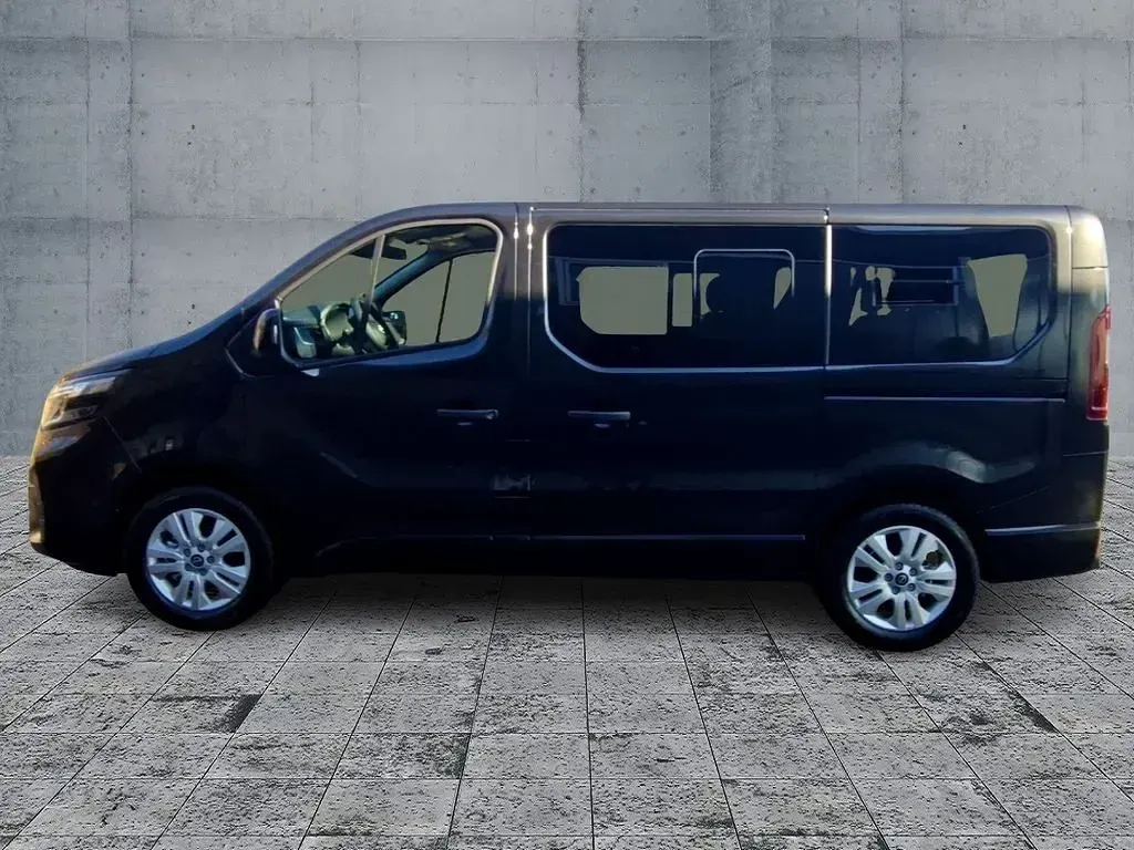 Neu Nissan Primastar Tekna 170 PS (125 kW) 2026 Midnight black Van / Kleinbus