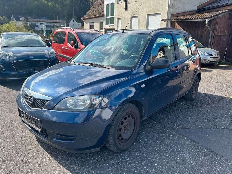 Second-hand Mazda 2 Comfort 68 CP (50 kW) 2003 Albastru Hatchback