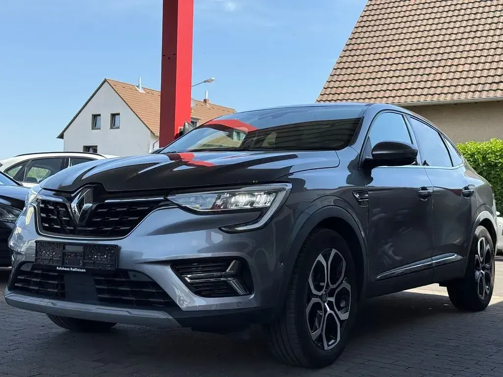 Gebraucht Renault Arkana Intens 140 PS (102 kW) 2022 Grau SUV