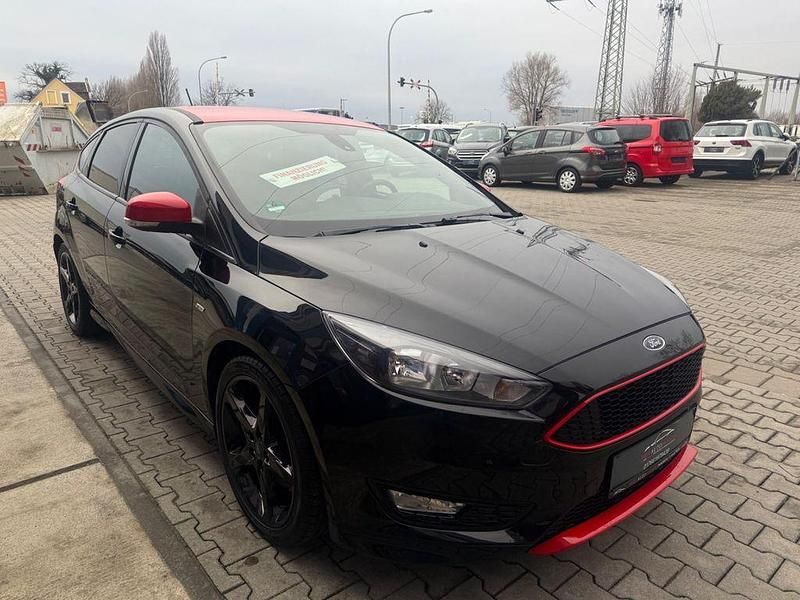 Gebraucht Ford Focus ST 150 PS (110 kW) 2017 Schwarz Limousine