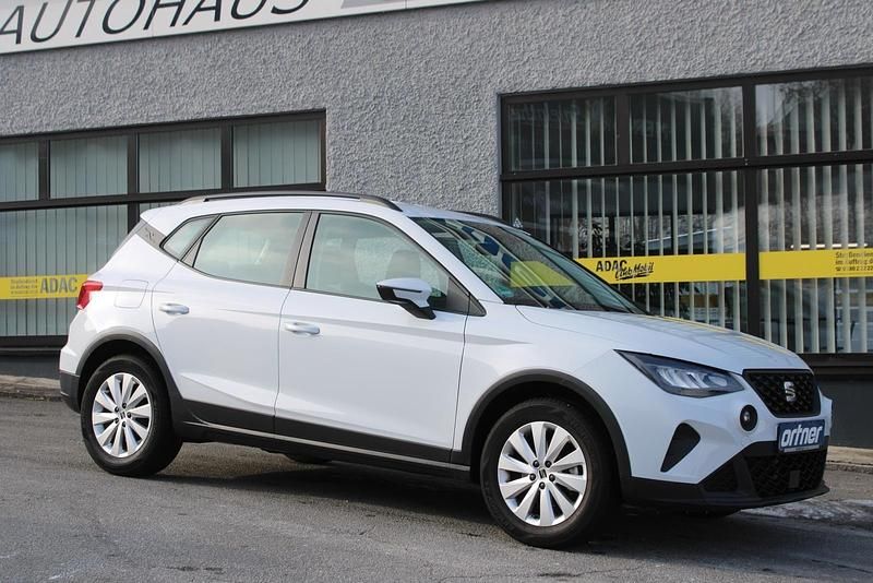 Gebraucht Seat Arona 95 PS (69 kW) 2023 Weiß SUV