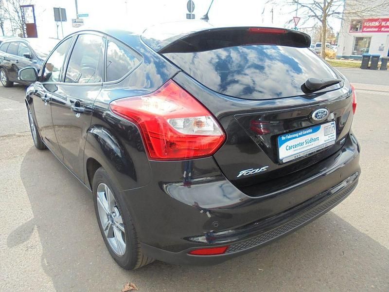 Gebraucht Ford Focus SYNC Edition 125 PS (91 kW) 2013 Schwarz Limousine