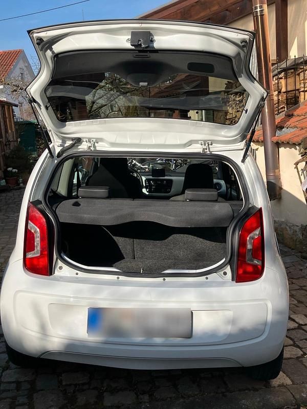Gebraucht VW up! 75 PS (55 kW) 2012 Weiß Kleinwagen