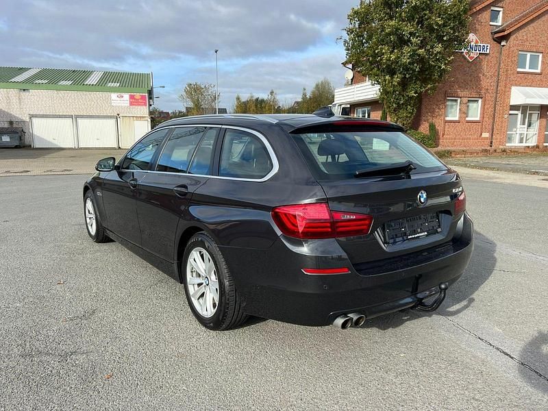 Gebraucht BMW 518 Performance 150 PS (110 kW) 2016 Schwarz Kombi