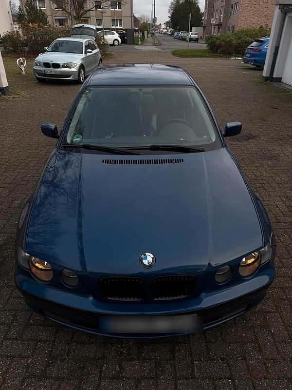 Blau Gebraucht 2003 BMW 316 Coupé | 3.499 € (Teuer) - Bild 1/4