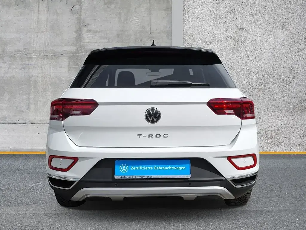 Gebraucht VW T-Roc IQ Drive 150 PS (110 kW) 2023 Weiß SUV