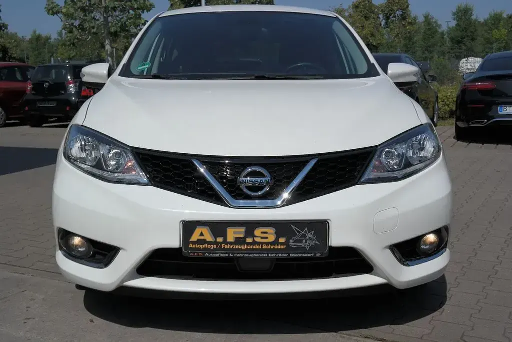 Gebraucht Nissan Pulsar N-Connecta 116 PS (85 kW) 2018 Weiß Kleinwagen
