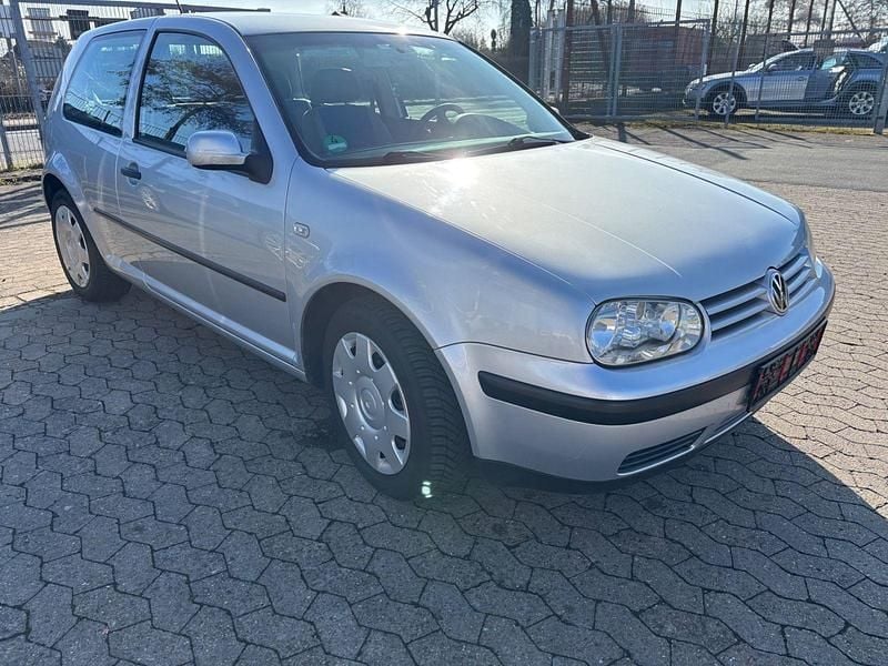 Gebraucht VW Golf IV 75 PS (55 kW) 2001 Silber Limousine