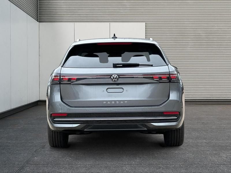 Ny VW Passat Elegance 150 HK (110 kW) 2025 Grå Stationcar