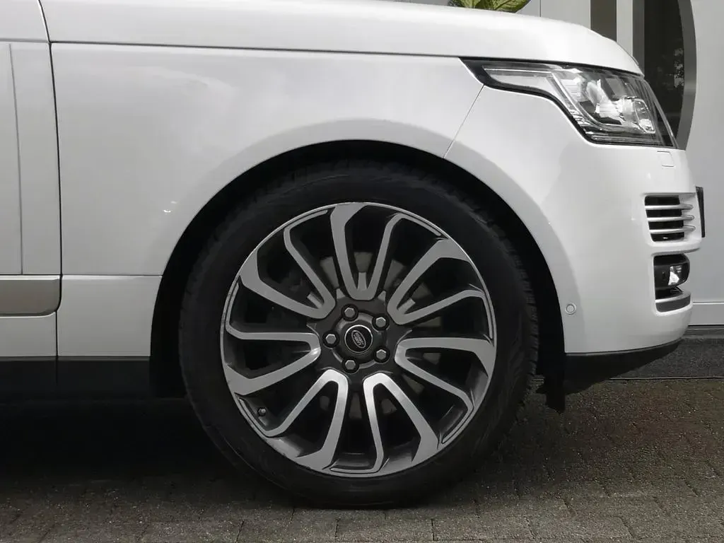 Gebraucht Land Rover Range Rover Autobiography 340 PS (250 kW) 2017 Weiß SUV