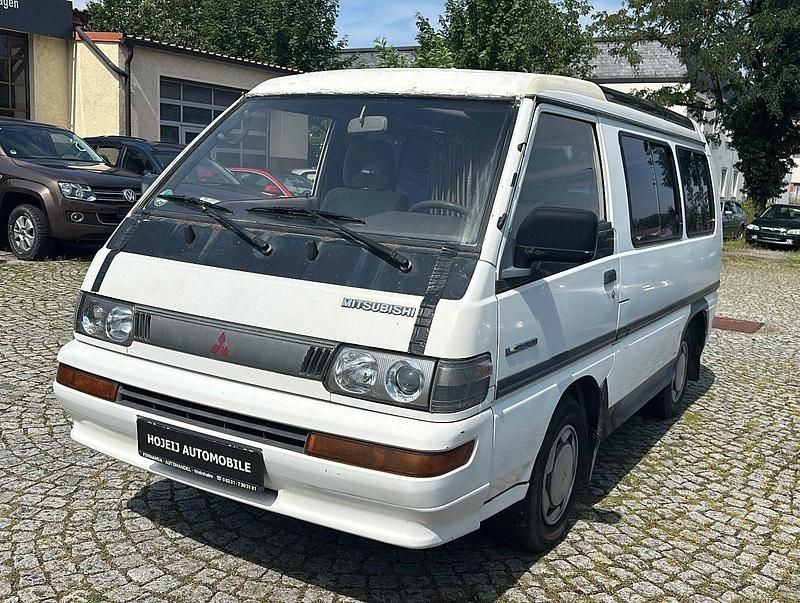 Weiß Gebraucht 1995 Mitsubishi L300 Van / Kleinbus | 2.999 € - Bild 1/4