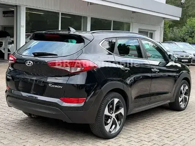 Gebraucht Hyundai Tucson Classic 141 PS (103 kW) 2017 Schwarz SUV