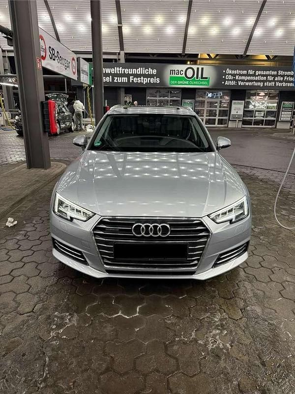 Silber Gebraucht 2016 Audi A4 Design Kombi | 25.990 € - Bild 1/4