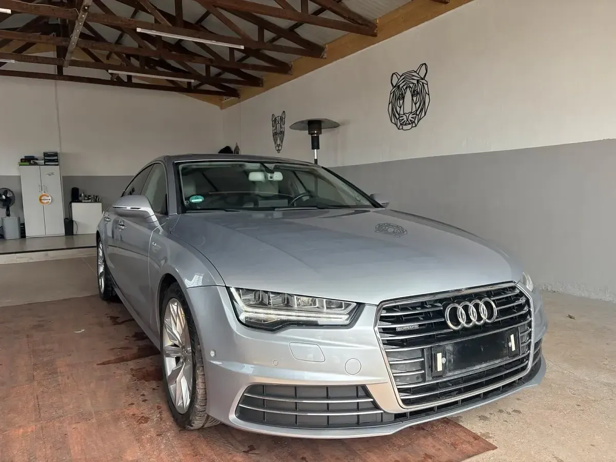 Gebraucht Audi A7 S-Line 320 PS (235 kW) 2014 Silber Kleinwagen