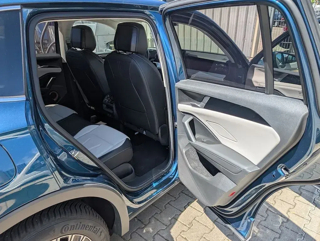 Gebraucht VW Tiguan Elegance 193 PS (141 kW) 2024 Blau SUV